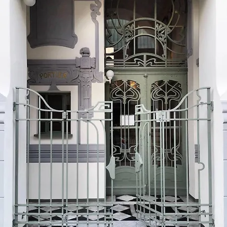 Lägenhet 1904 *